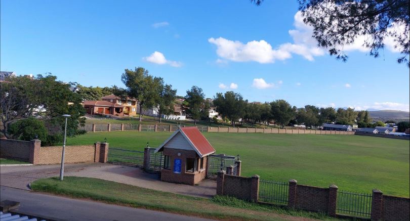 To Let 3 Bedroom Property for Rent in Hartenbos Central Western Cape